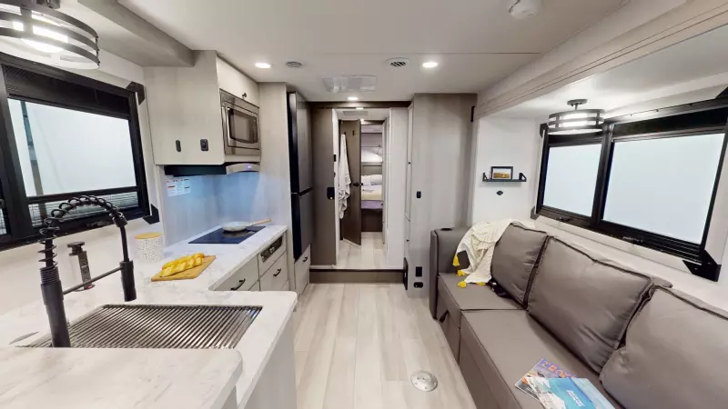 Sunseeker Main Room