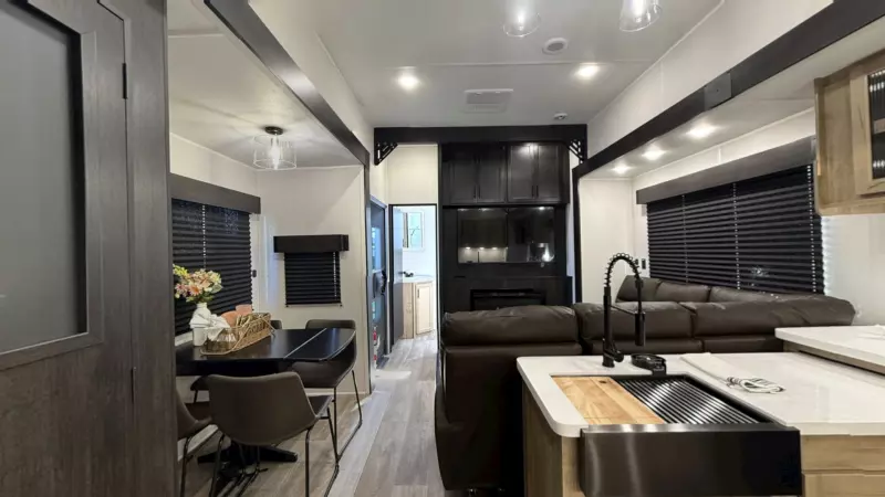 Timberwolf Main Room