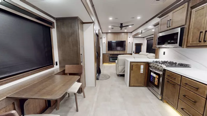 420RE Floorplan Main Room