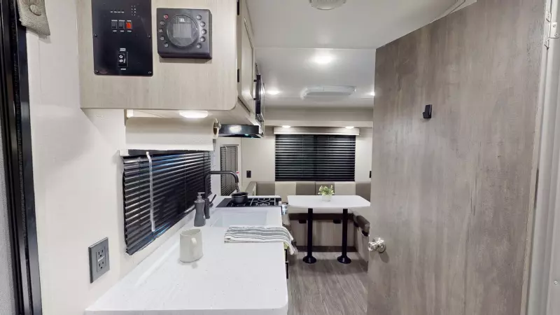 15RDX Floorplan Main Room