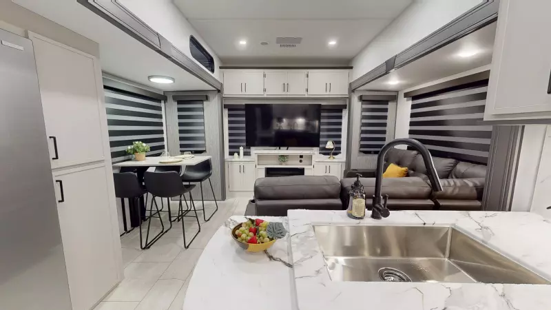 32CHILL Floorplan Main Room