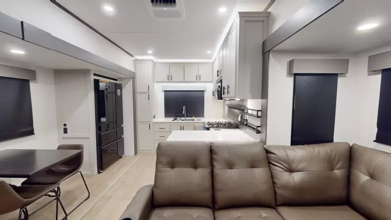 BONUS38 Floorplan Main Room