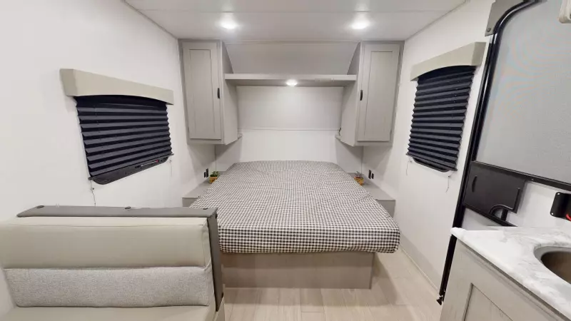 17FQ Floorplan Main Room
