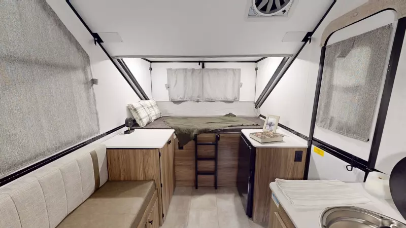 A216HS Floorplan Main Room